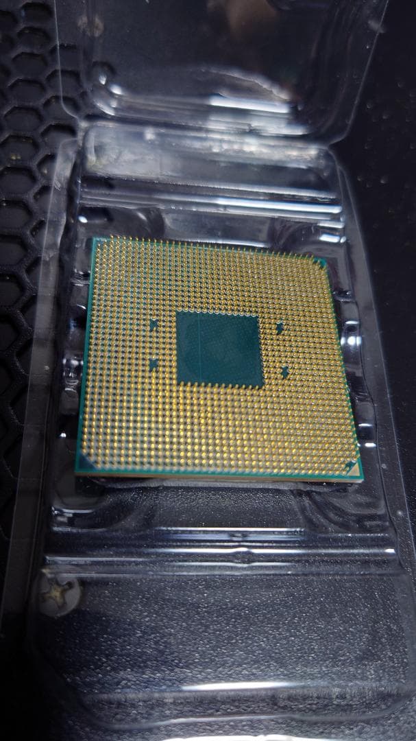 CPU AMD Ryzen 7 5800X3D (箱なし)