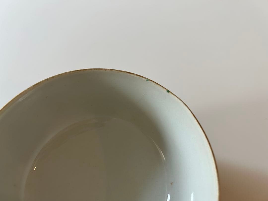 赤玉瓔珞紋　蓋茶碗　2客　少し難あり