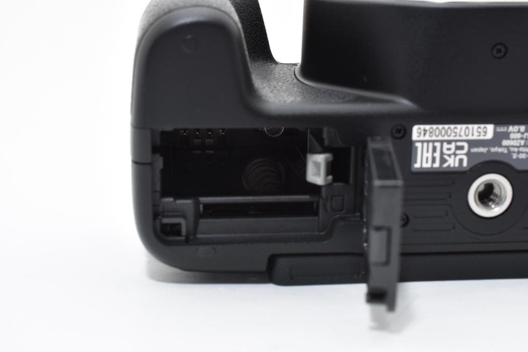 ほぼ新品 Canon EOS Kiss X10 ボディ S数107回 1413