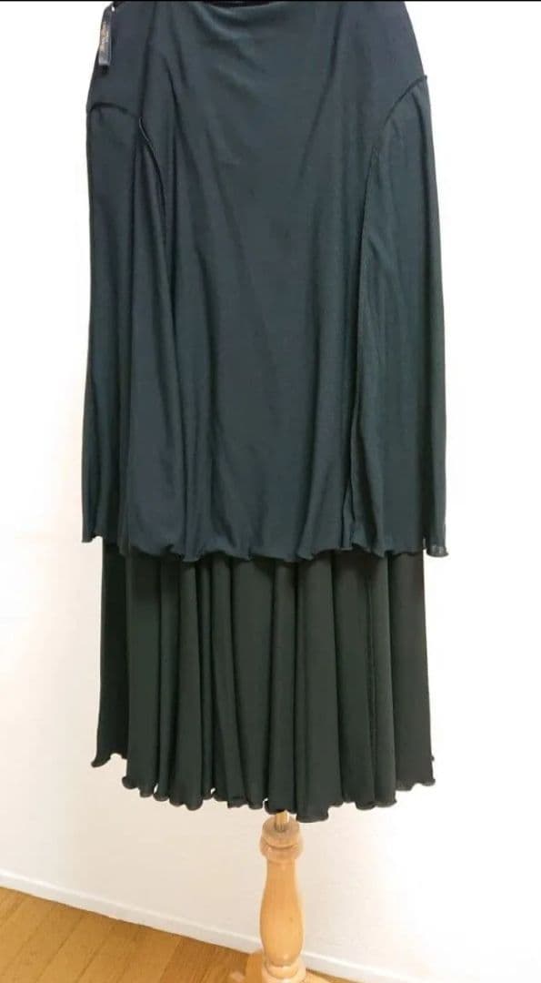 SALE☆チャコット　社交ダンス　スカート M 黒 スカート 定価45100円