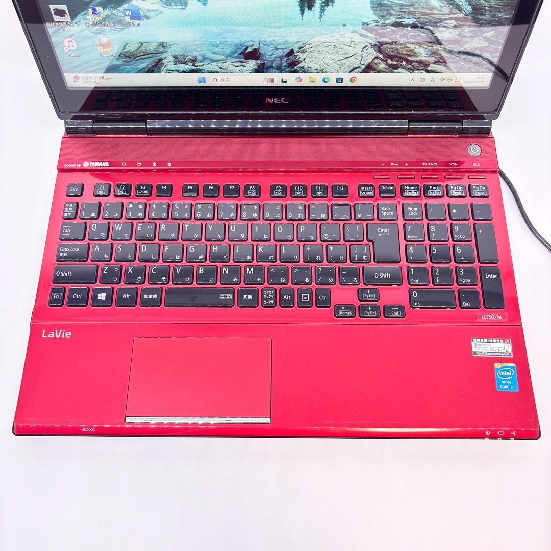 ノートパソコン Windows11 Corei7 SSD メモリ16GB A2