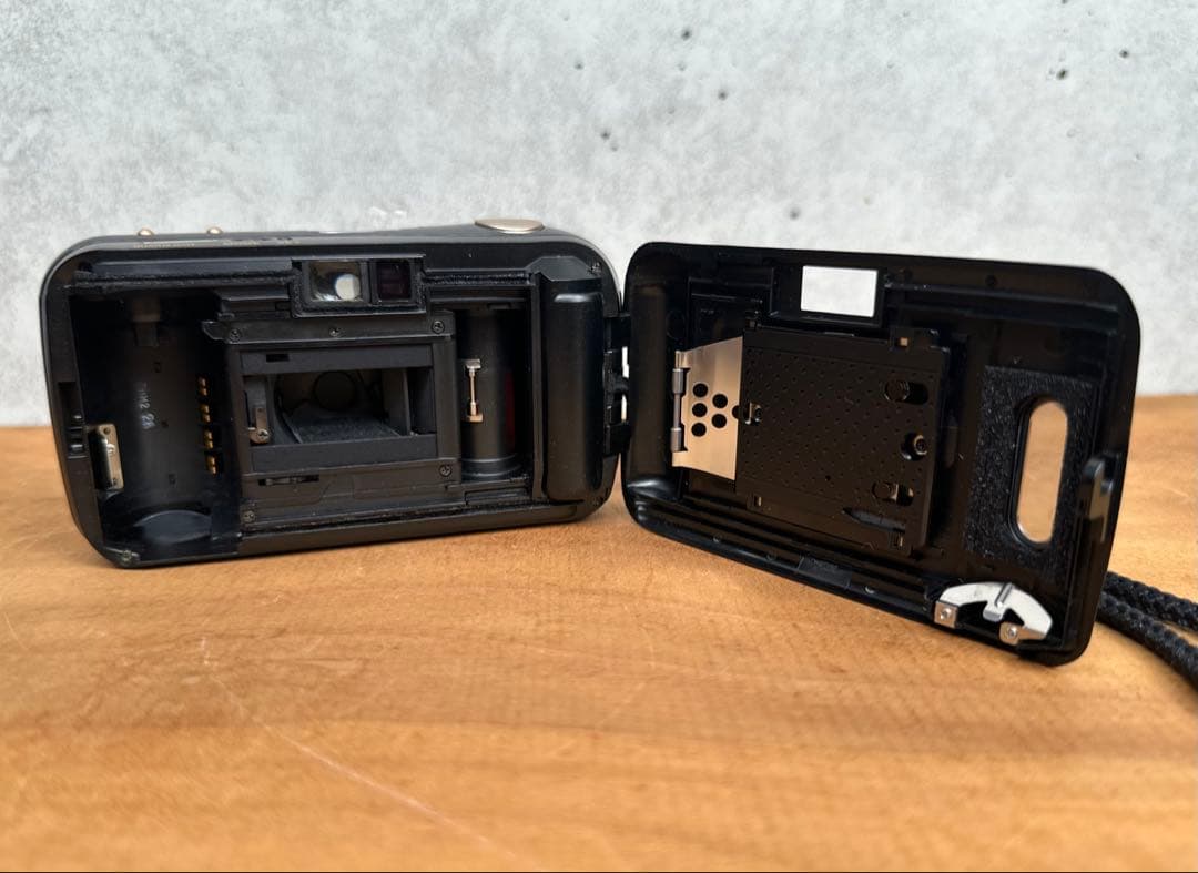 OLYMPUS μ[mju:] PANORAMA フィルムカメラ フィルム付き