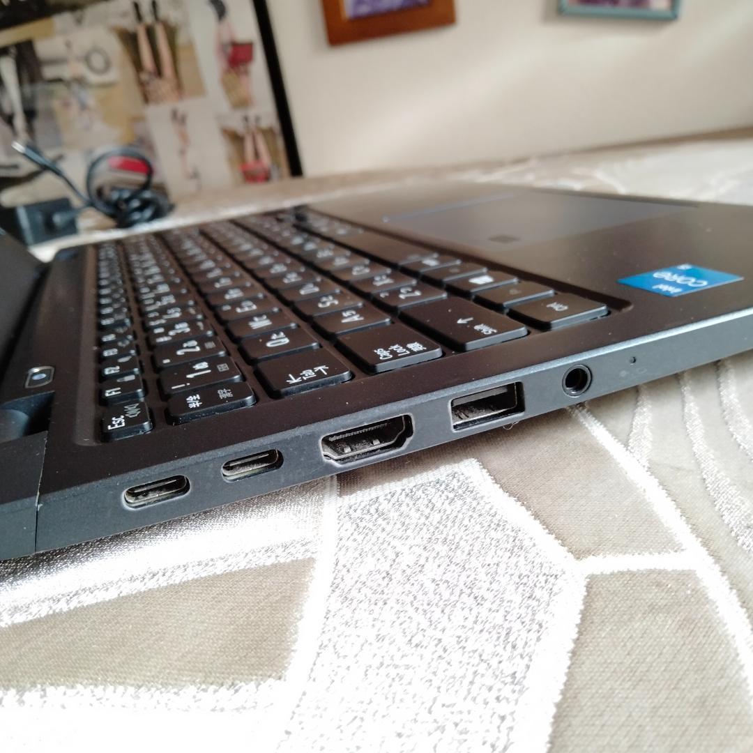 G83HS 11世代 i5 8G 256G FHD ノートパソコン 東芝