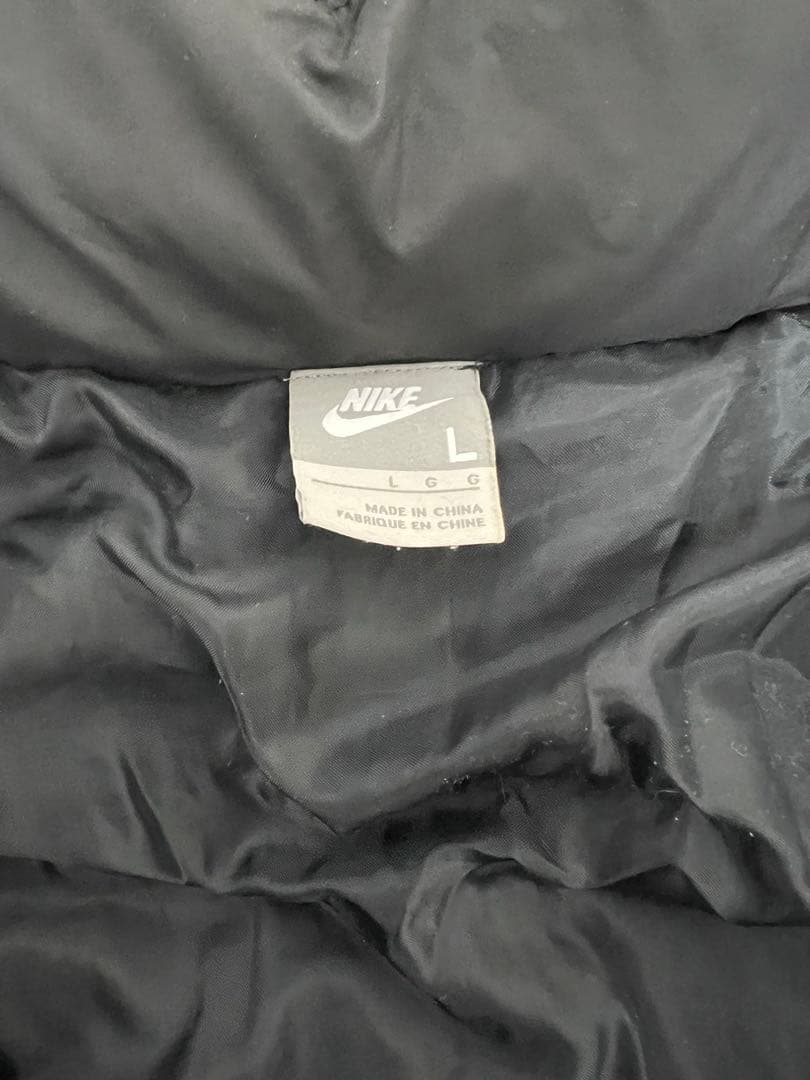 た*す様 Nike ブラック ダウンコート Lサイズ