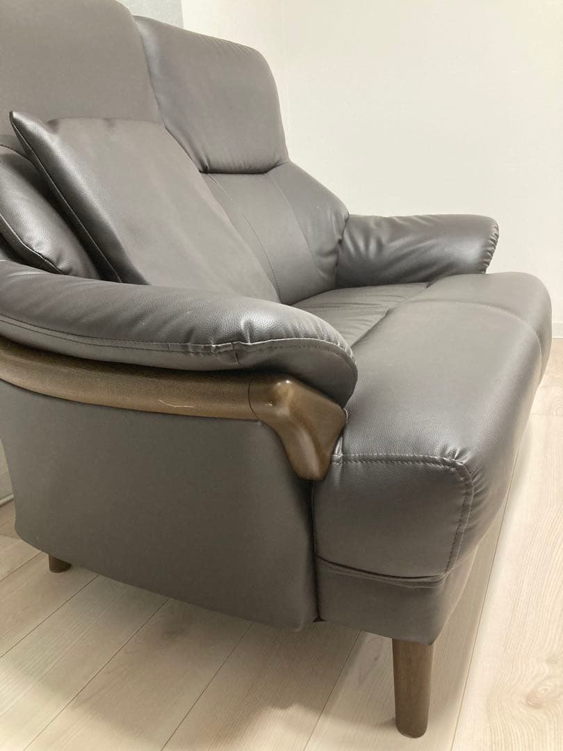 ニトリ 二人掛けソファ コウテイ 合成皮革 ダークブラウン 茶色 クッション付き