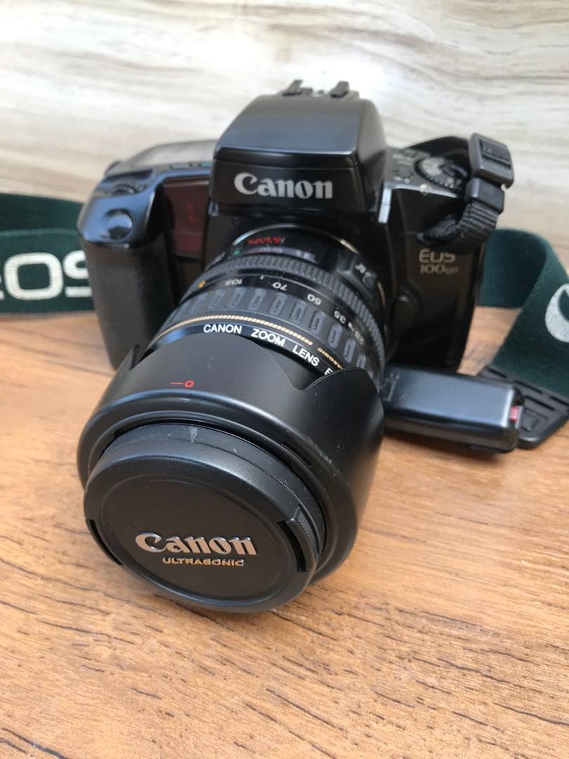 Canon EOS 100QD フィルム一眼レフカメラ(F131)