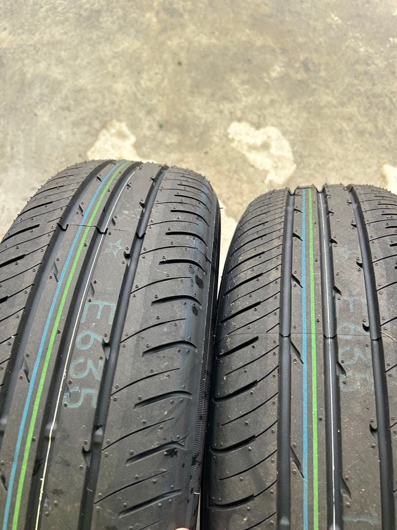 その①2本のみ　トヨタ シエンタハイブリッドZ 15インチ