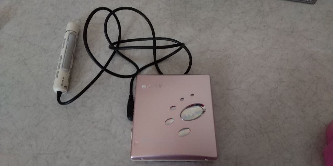 SONY ソニー MD ウォークマン ピンク ローズ MZ-E520P ジャンク