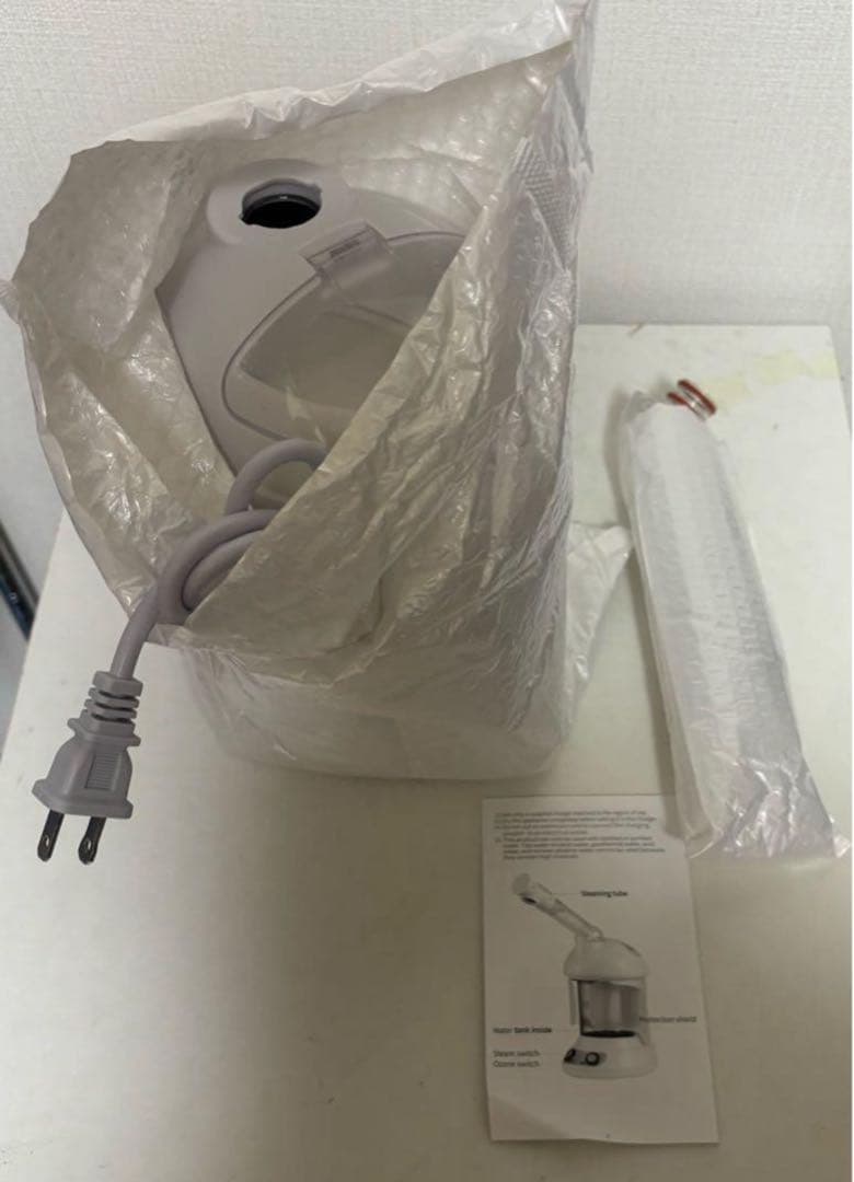 新入荷 3️⃣新品未使用 フェイススチーマー 最新デザイン