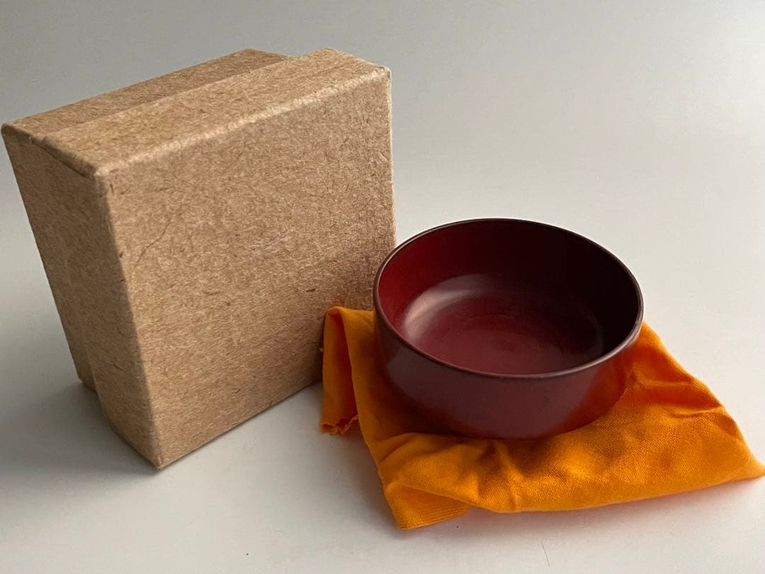 漆芸家　角偉三郎　駒杯　駒盃　ぐい呑　酒器　酒盃　輪島　漆器