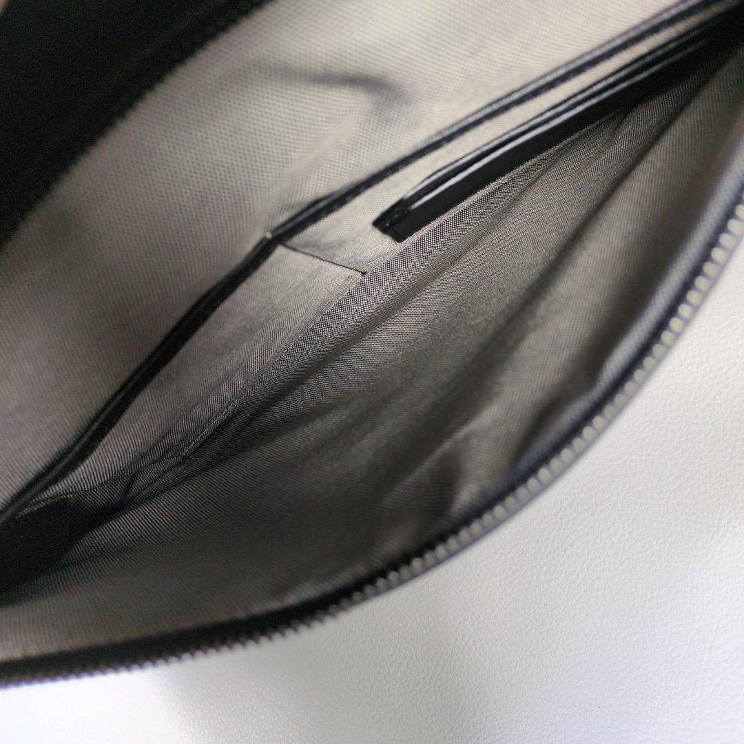 TUMI トゥミ CFX カーボン ビジネスバッグ ブリーフ 自立 A4 PC