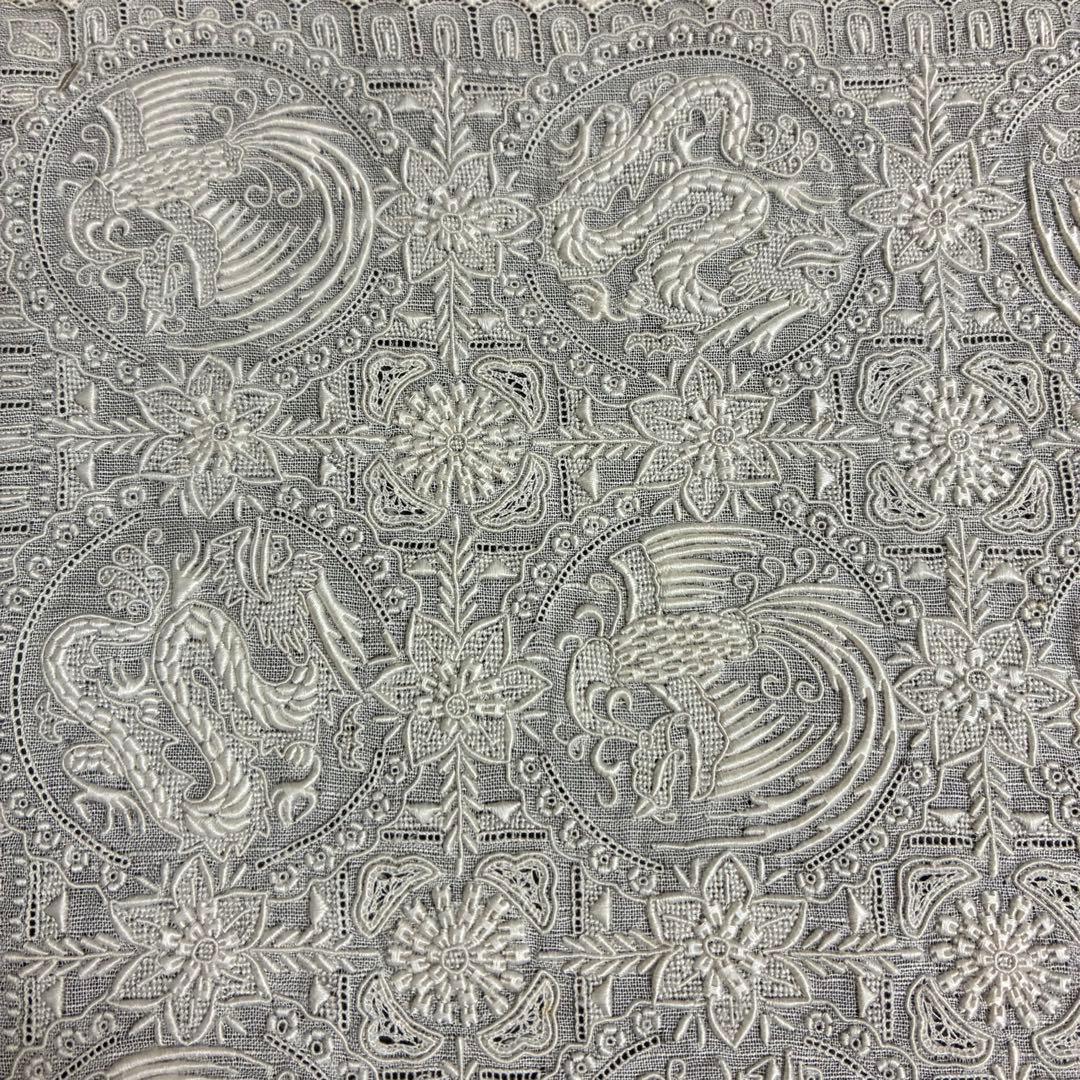 汕頭　スワトウ刺繍ハンカチ