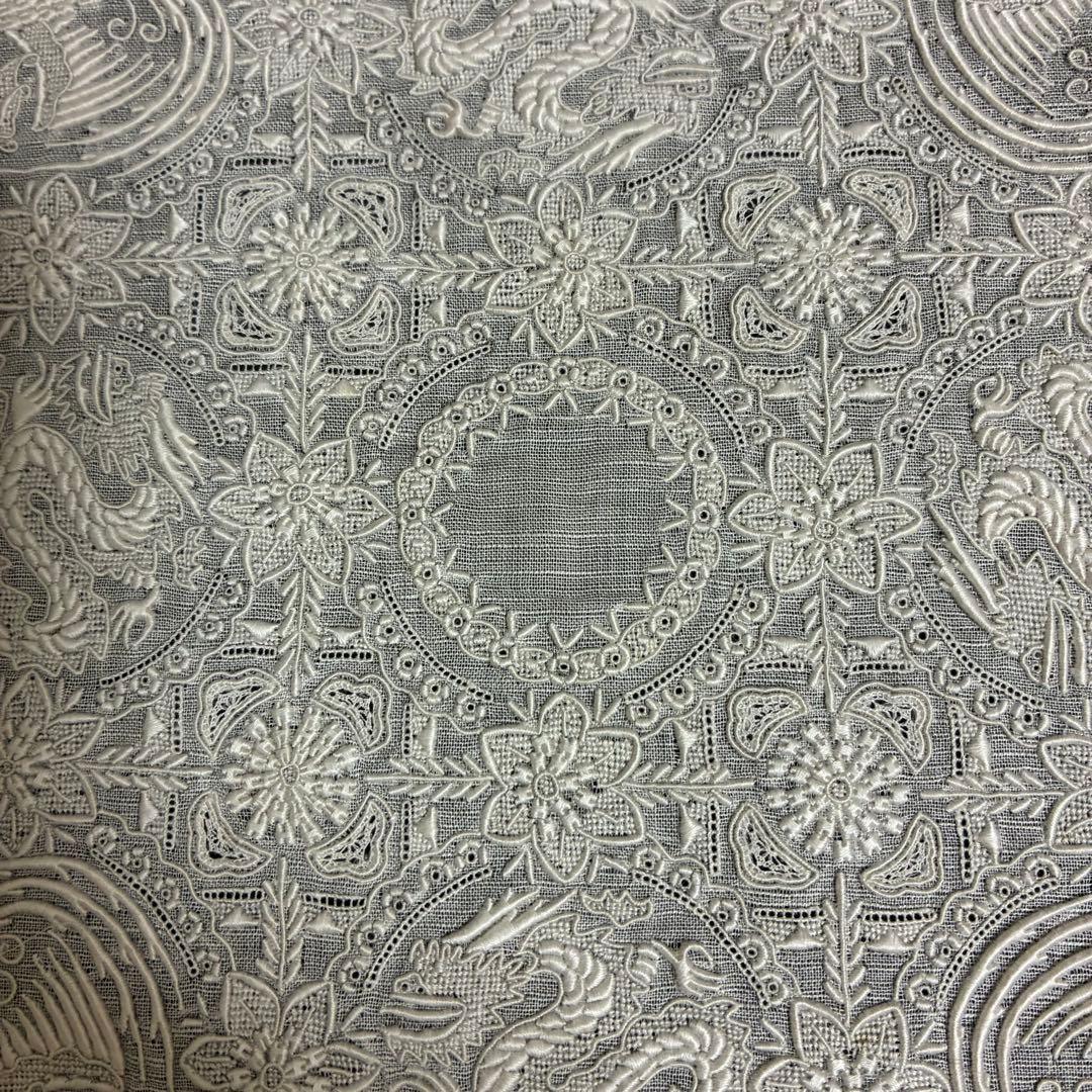 汕頭　スワトウ刺繍ハンカチ