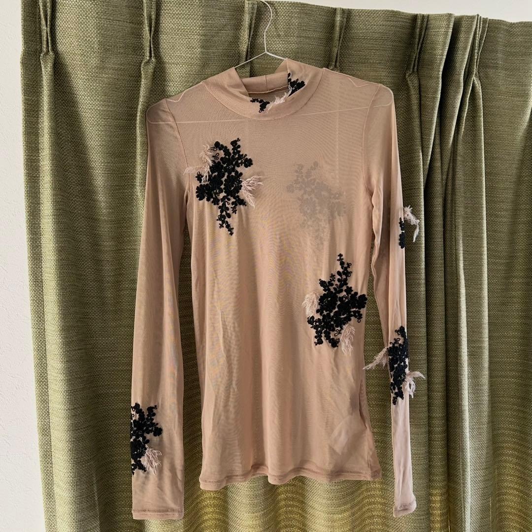 【新品未使用】UND FUR EMBROIDERY SKINTOP