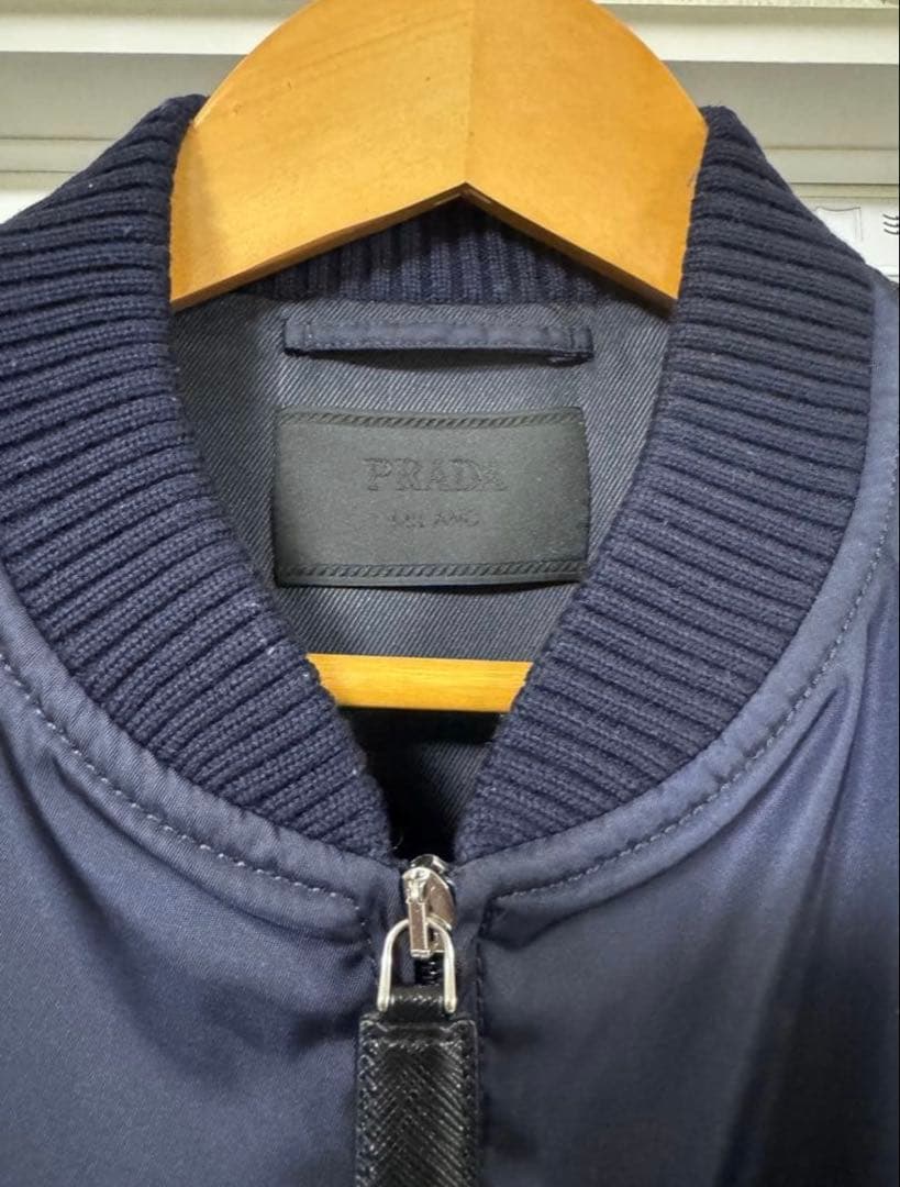 PRADA ネイビー ボンバージャケット