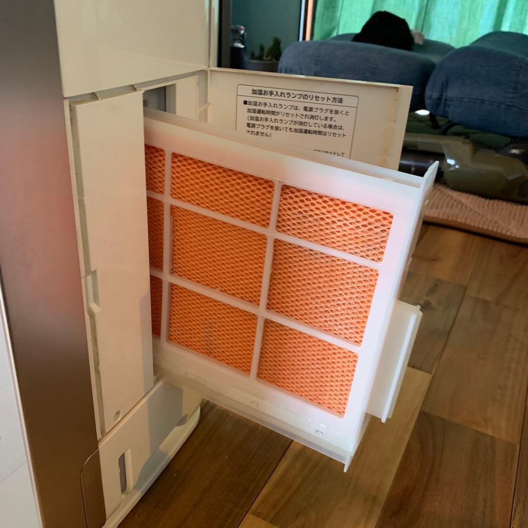 日立　クリエア　加湿空気清浄機　EP-NVG110 2020年製