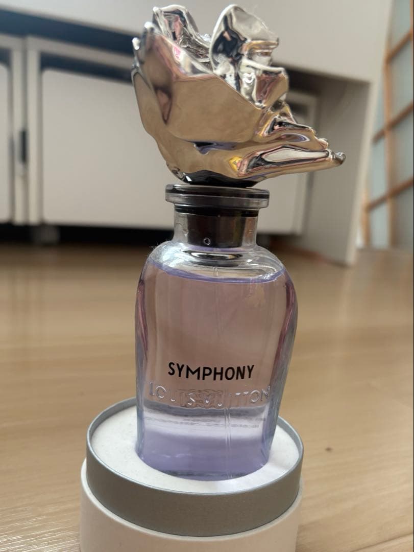 LOUIS VUITTON Symphony 100ml 即購入○