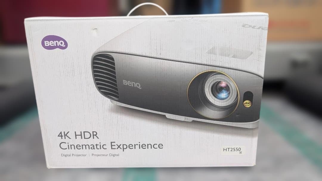 BENQ HT2550　4Kプロジェクター 本体