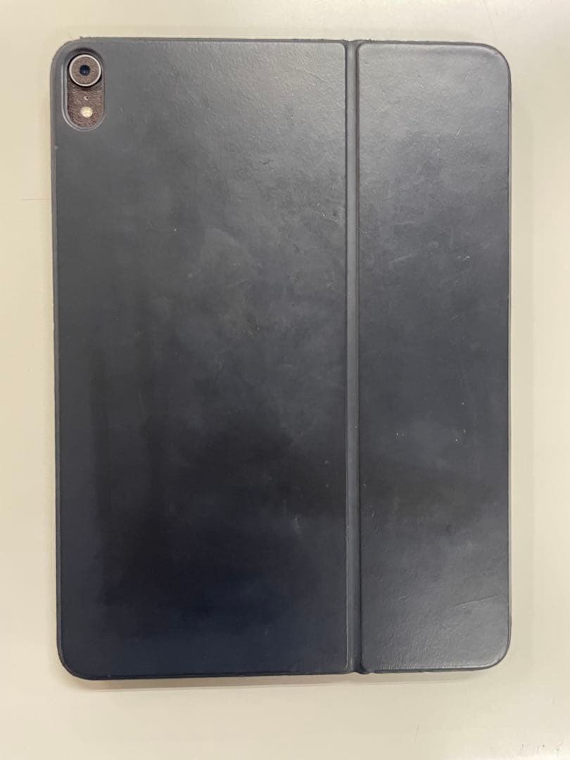 週末値下げ　iPad Pro 11 256 Cellular 純正Folio付き