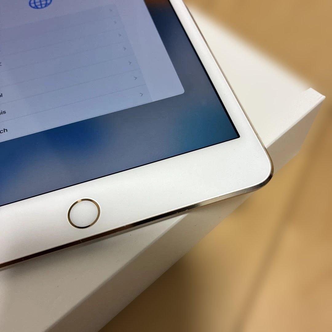 Apple iPad mini4 32GB MNWG2J/A ゴールド