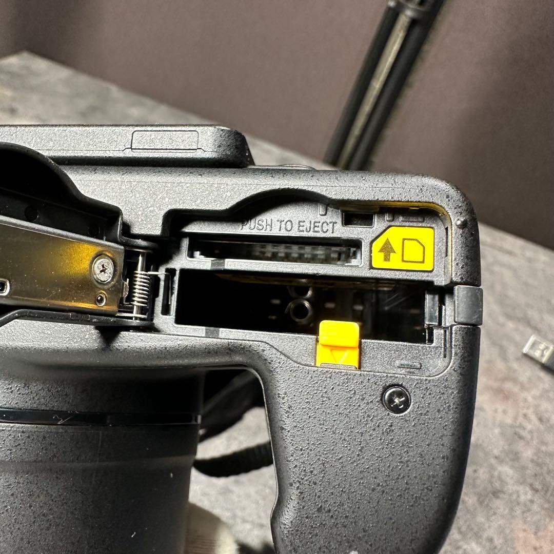 【美品】ニコン Nikon COOLPIX P520