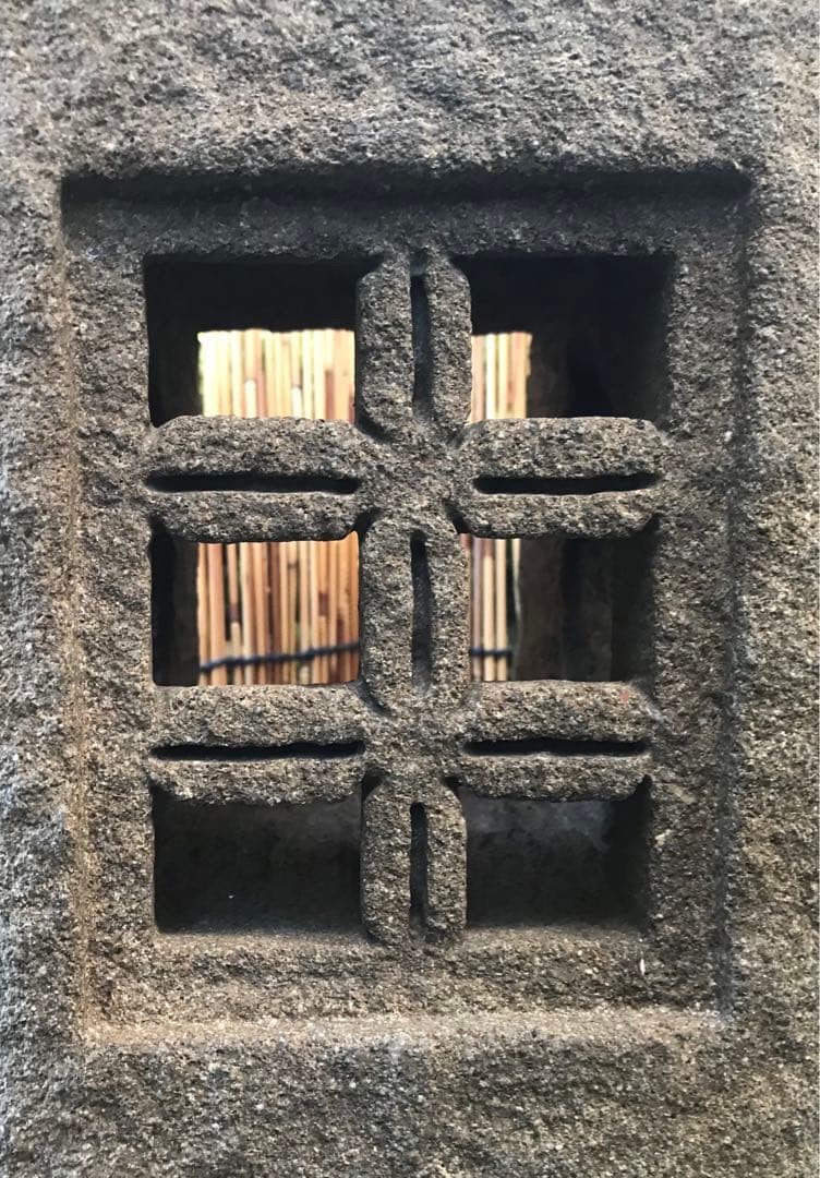 【天然自然石・道しるべ石灯篭・露地庭灯篭・茶室通路灯篭・坪庭灯篭】庭石オブジェ