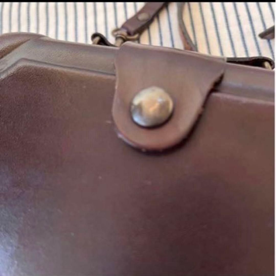 型押しのトランク型　ミニバッグ　ポシェット　本革　斜め掛け