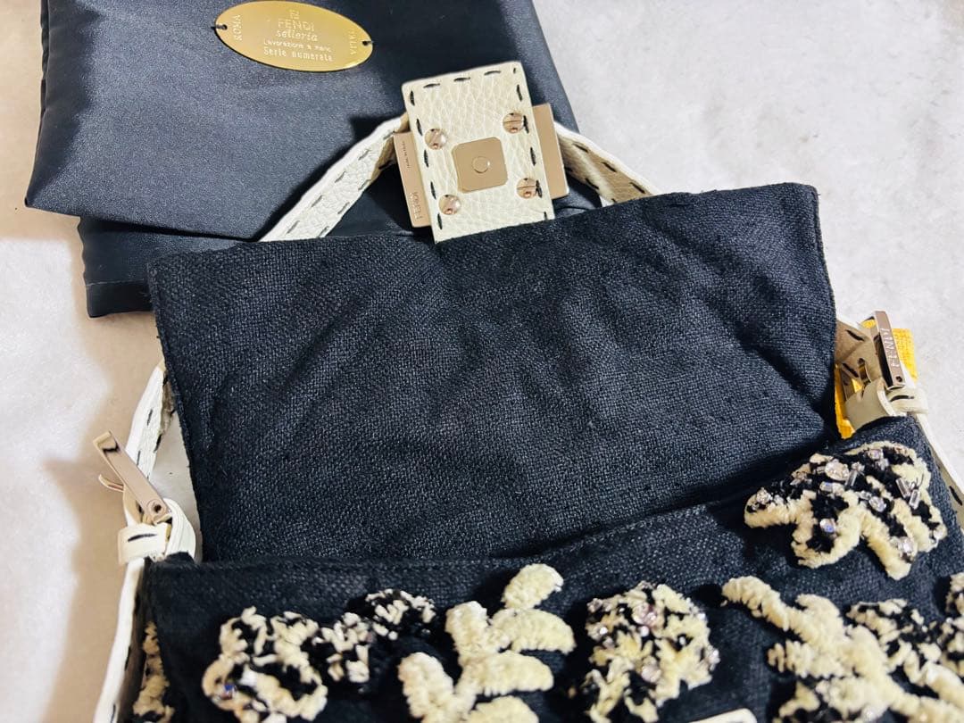 【ヴィンテージ】フェンディ　FENDI 刺繍 バッグ バケット バゲット　花