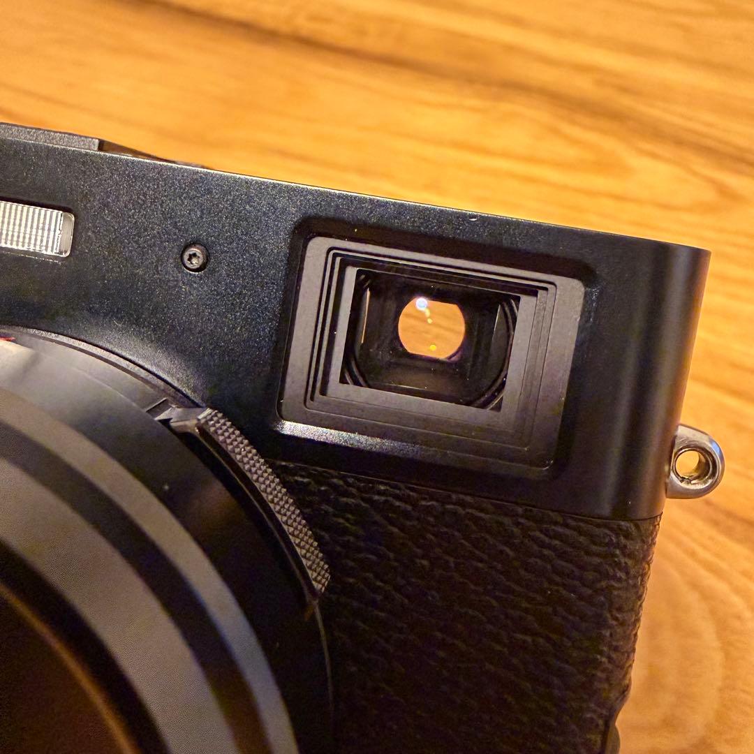 入手困難　美品　FUJIFILM X100ⅵ コンデジ　ブラック　おまけ多数