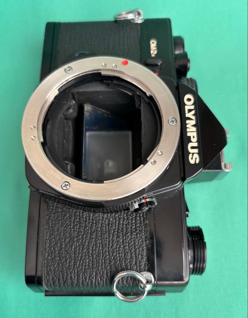 ★ OLYMPUS OM-2N BLACK + 広角レンズ　28mm