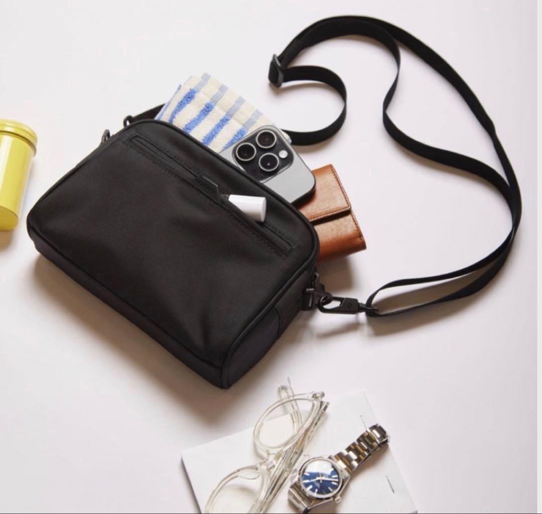 バッグ SHOULDER POUCH MONOLITH x 1LDK everyone