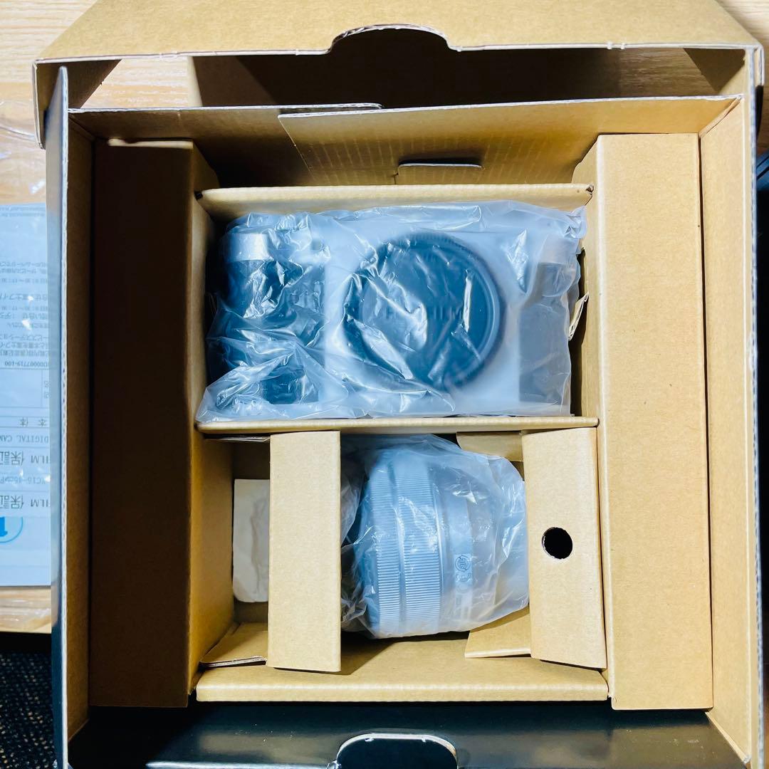 Fujifilm X-A5 ミラーレスカメラ XC15-45mm