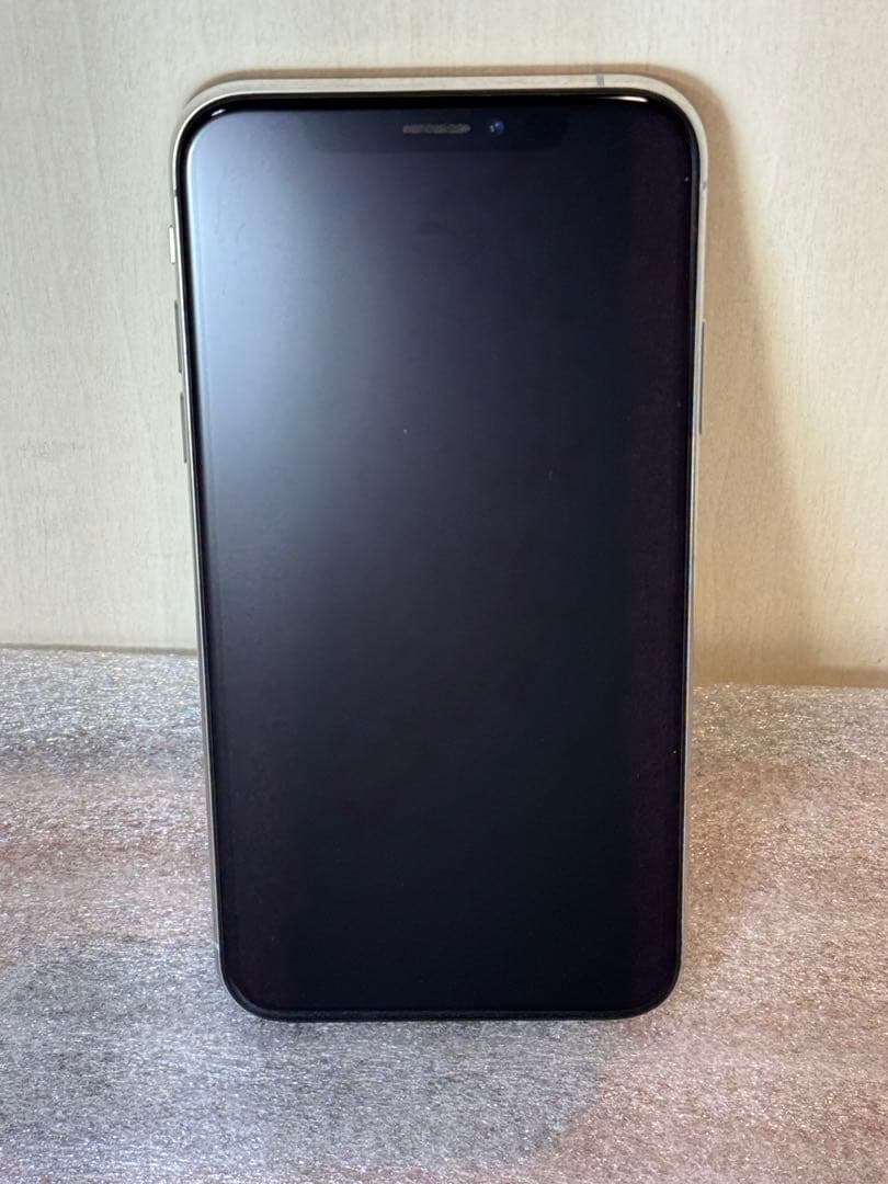 Apple iPhone XS シルバー 256GB 本体 箱付　SIMフリー