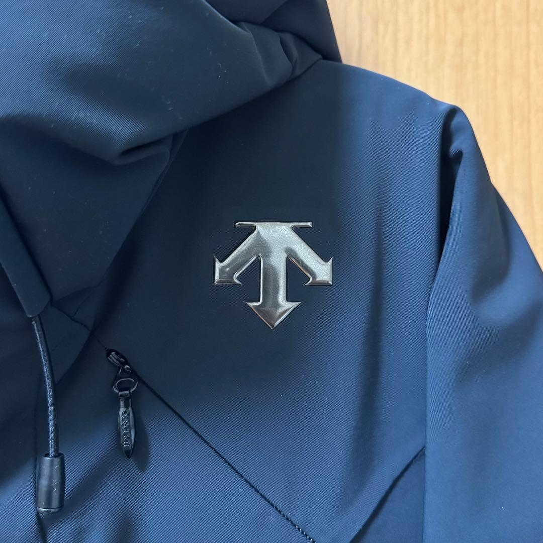 美品 DESCENTE デサント 3D インサレーター ジャケット Mサイズ