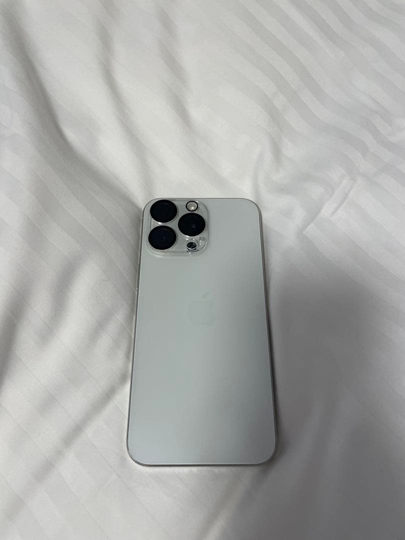 Apple iPhone 15 Pro max 512 本体