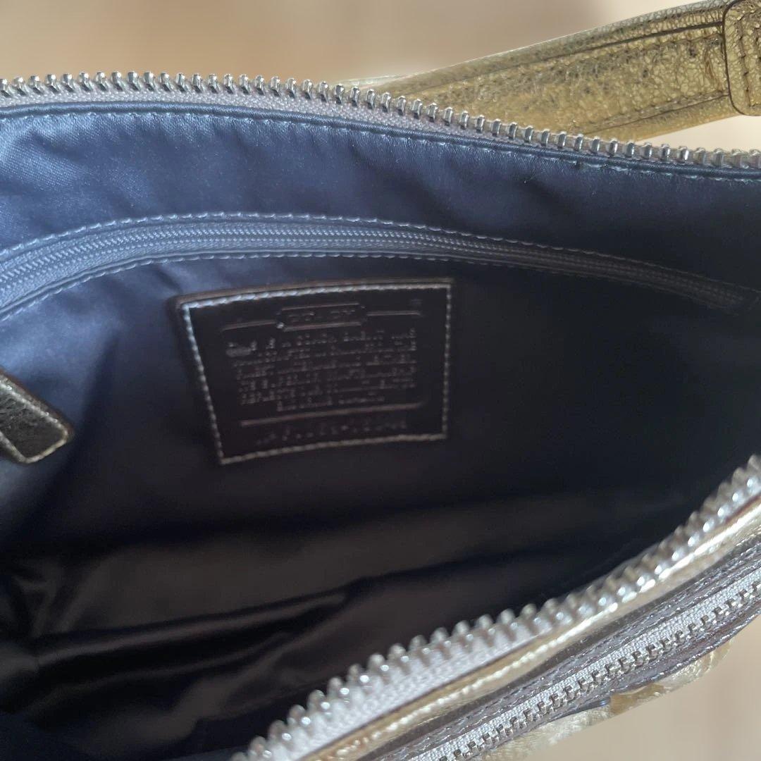 COACH メタリックゴールド ショルダーバッグ