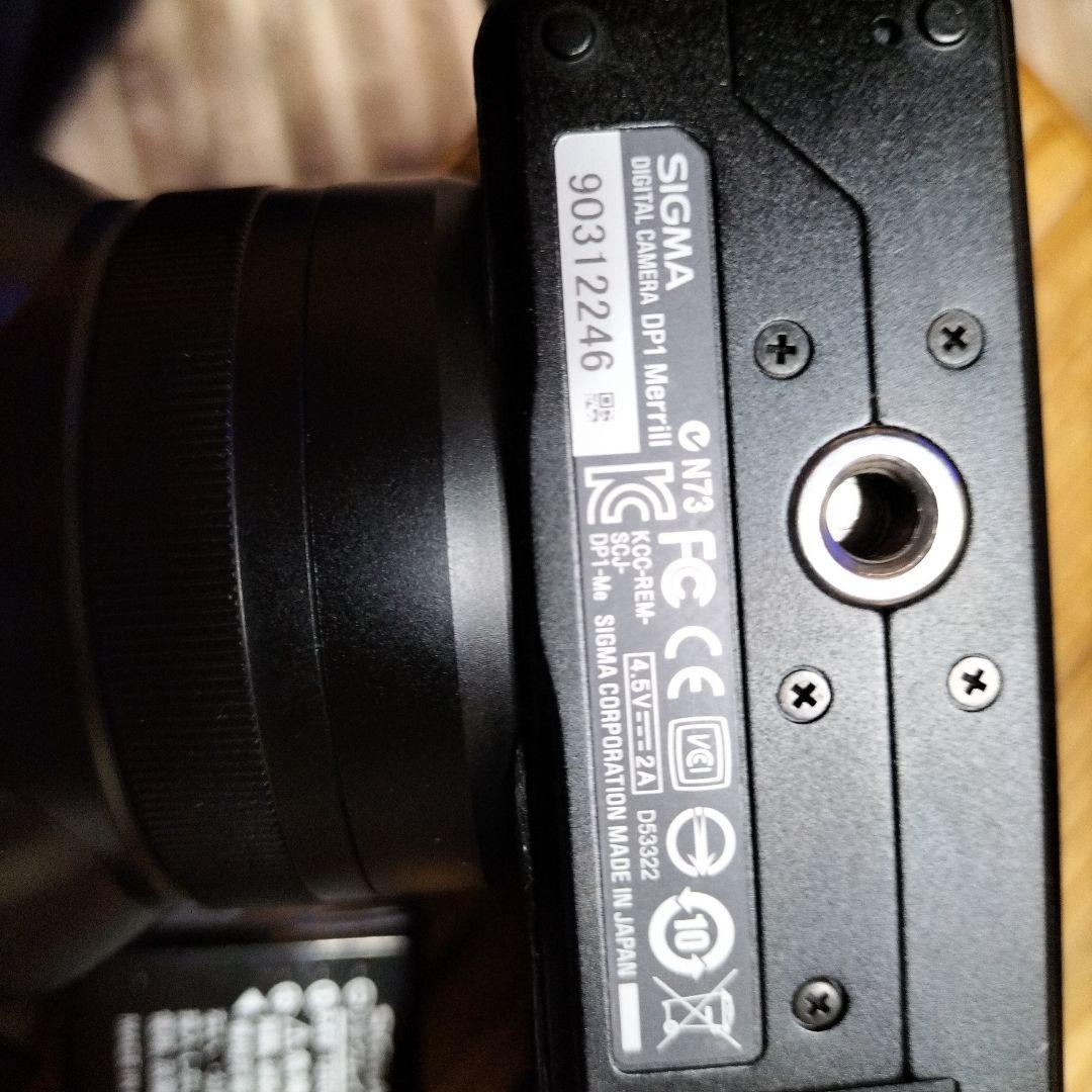 SIGMA コンパクトデジタルカメラ 19mm F2.8