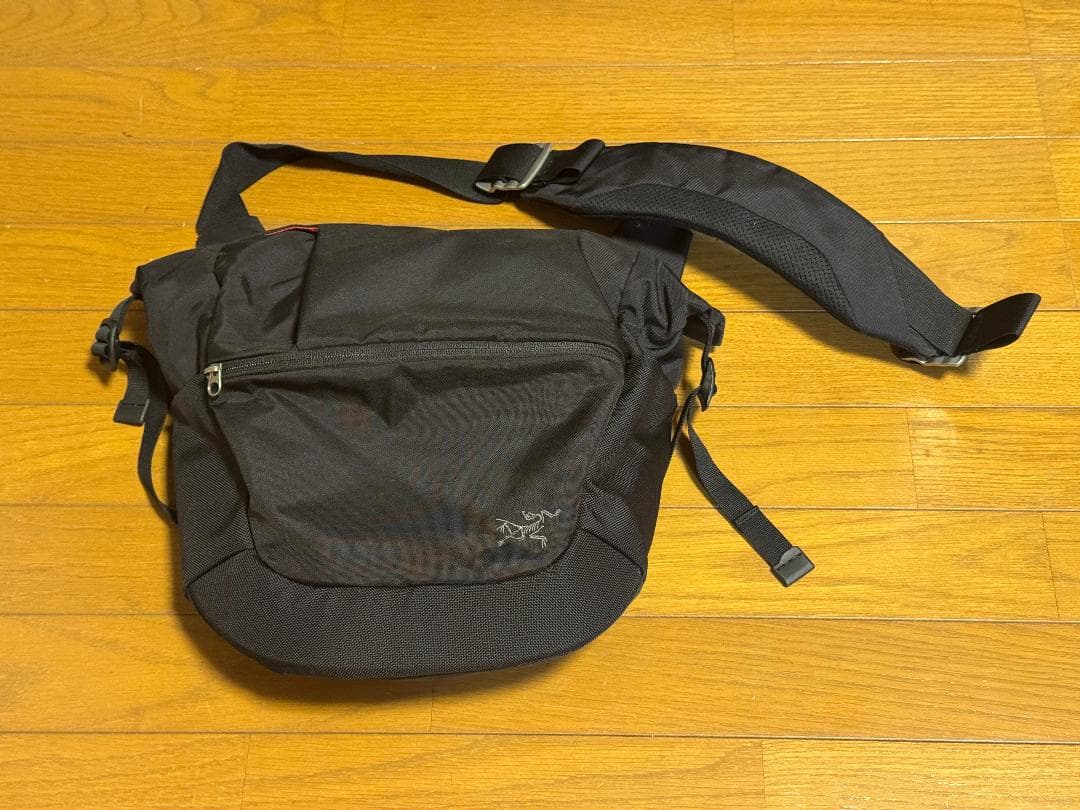 ◆希少品 ARC’TERYX アークテリクス メッセンジャーバッグ◆