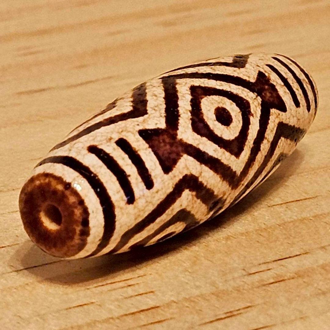 龍眼天珠 上肯 龍紋