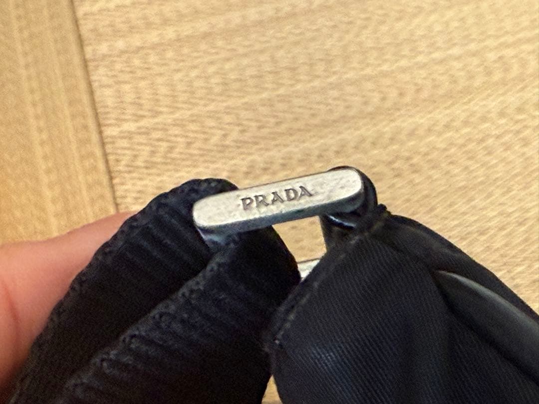 PRADA プラダ　サコッシュ　ナイロン ショルダーバッグ　白タグあり