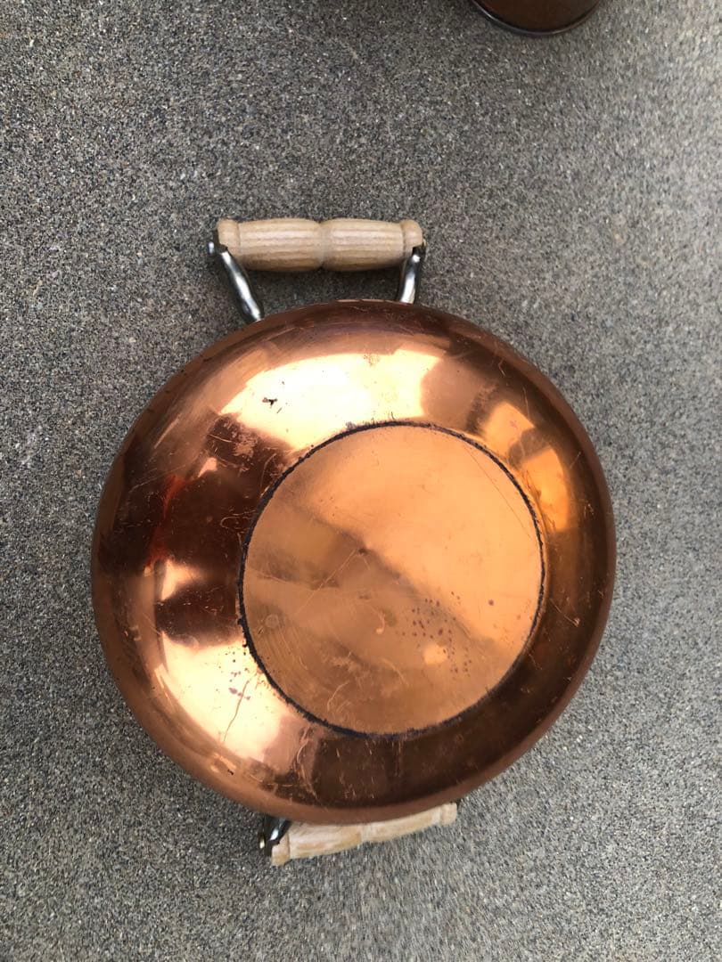 銅製マグカップと鍋のセットキャンプ用