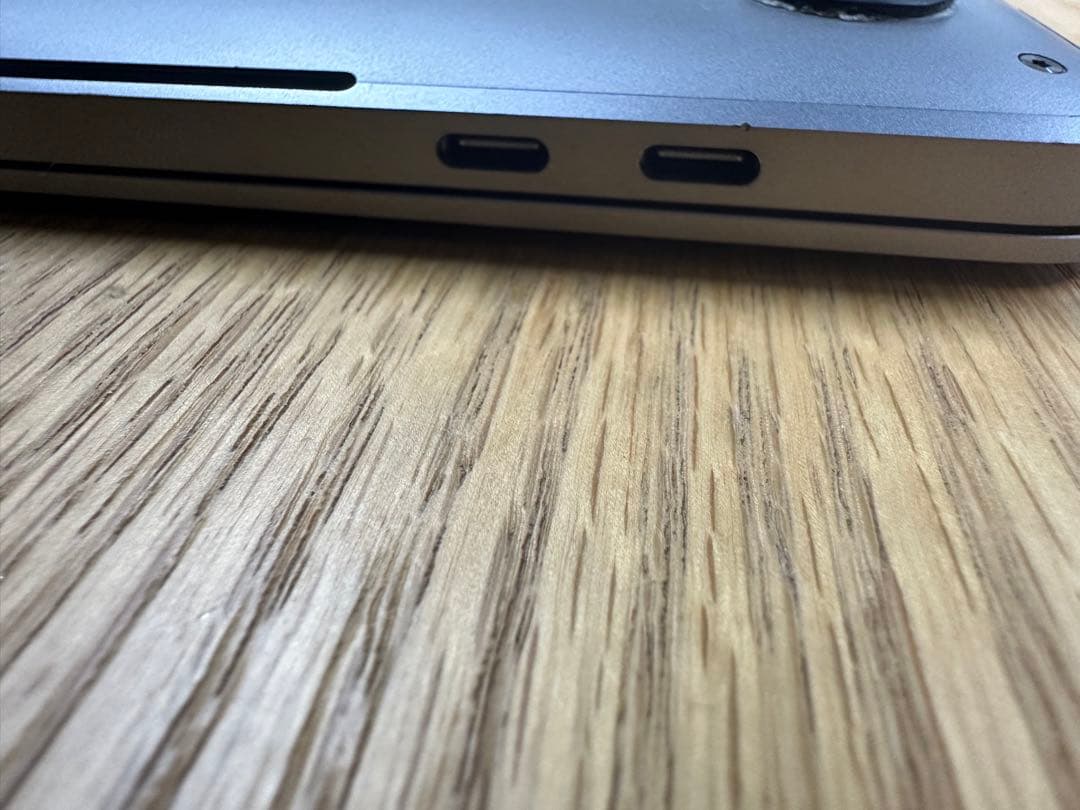 アップル Macbook Pro 16インチ 2019