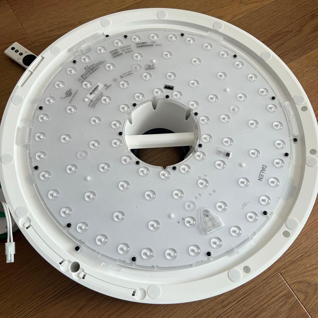 【美品】ドット抜けなしpopin aladdin2ホワイトプロジェクター 本体