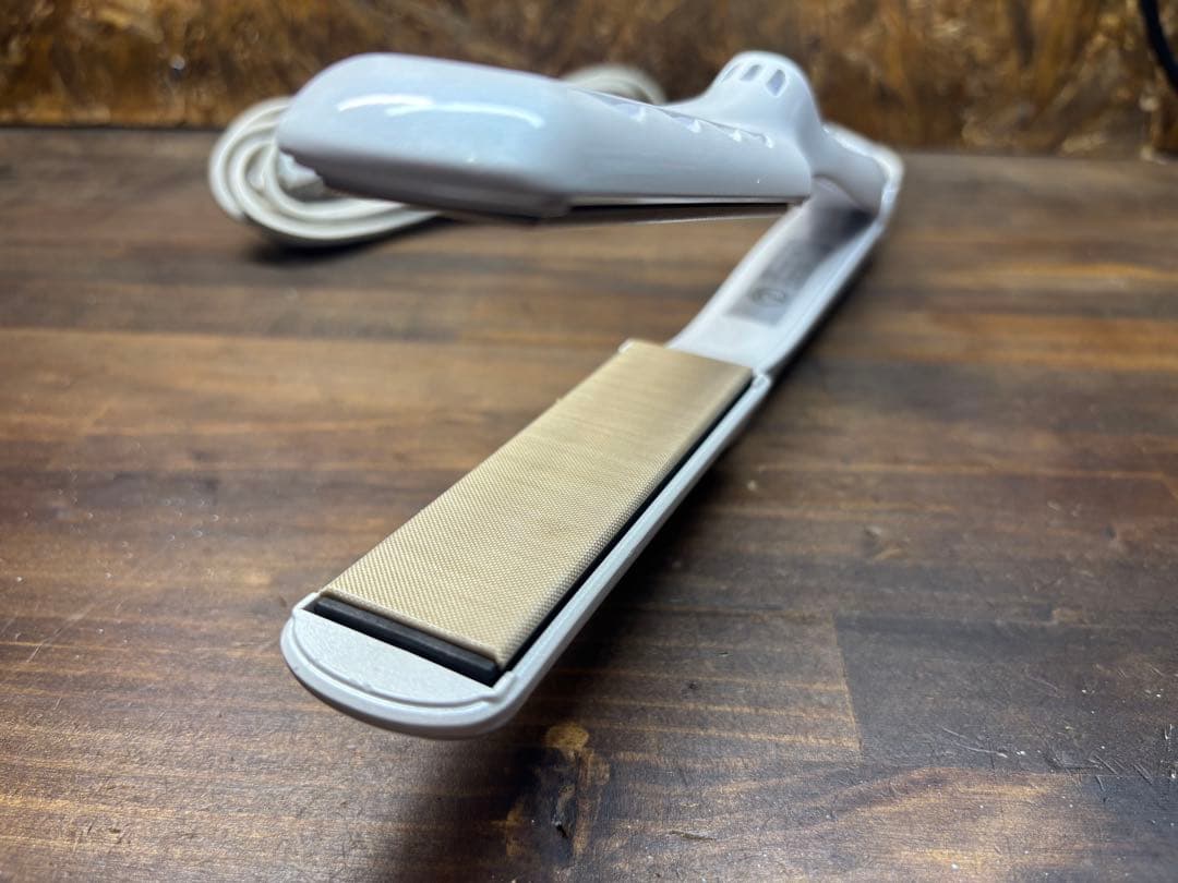 KINUJO　絹女　ストレートヘアアイロン　LM225