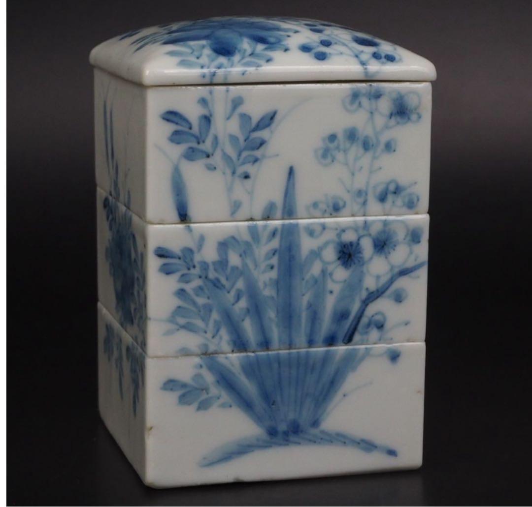 送料無料　江戸時代 　梅図三段重箱　ｈ12.5×7.5×7.5ｃｍ