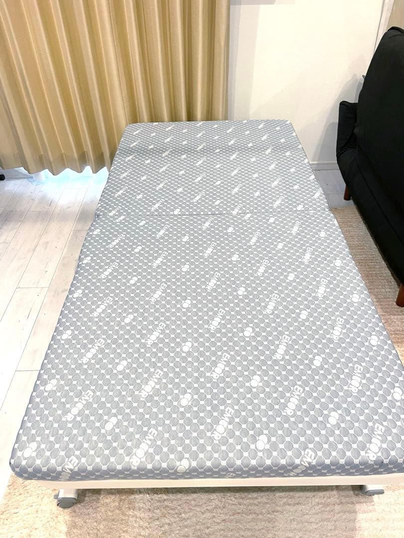 ks　　折り畳みベッド　シングル　リクライニング