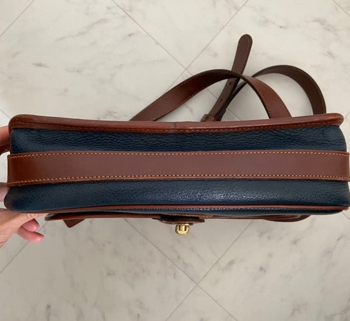 ショルダーバッグ　オールドコーチ　ネイビー