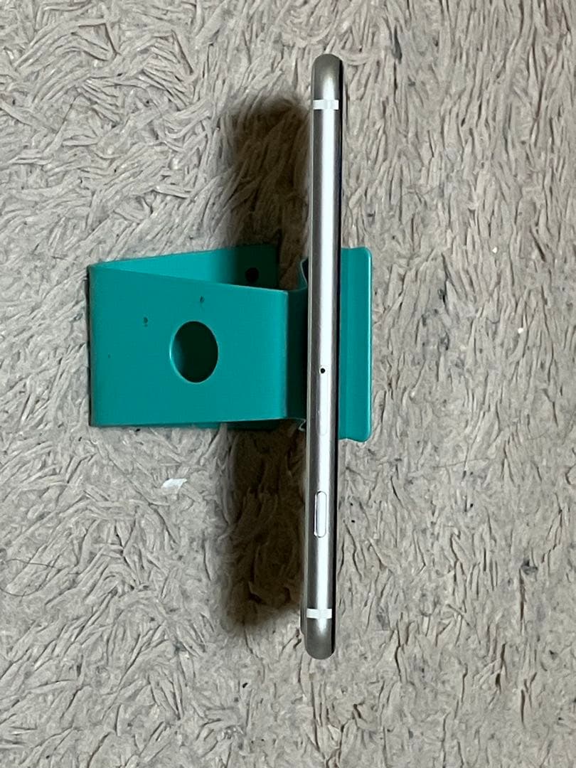 Apple iPhone SE2本体