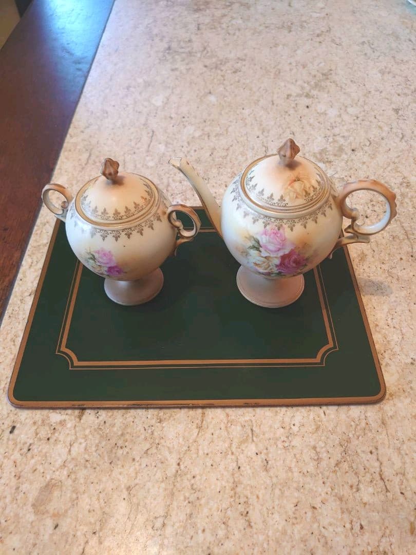 チェコのティーフオーツーのセット