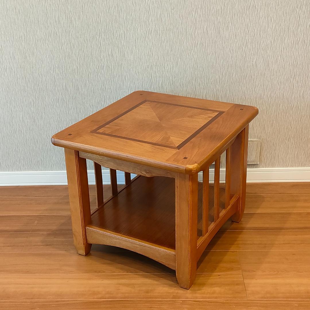 ヴィンテージ　サイドテーブル　UNIVERSAL　FURNITURE　LTD